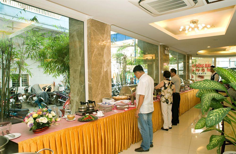 Dong Kinh A Hotel Ho Chi Minh-stad Buitenkant foto
