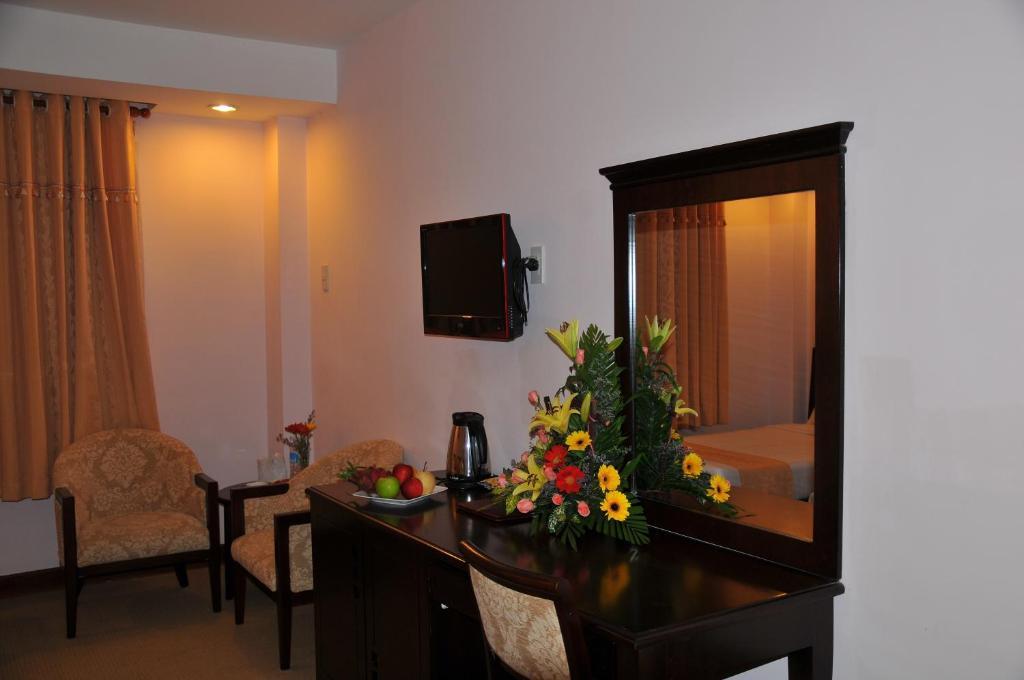 Dong Kinh A Hotel Ho Chi Minh-stad Kamer foto